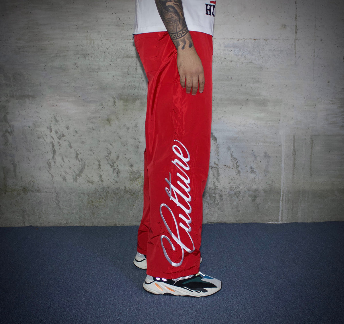 CULTURE TRACKS RED